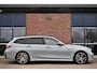 BMW 3-Serie Touring 330e M-Sport Brooklyn Pano HUD 19inch HiFi