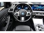 BMW 3-Serie Touring 330e M-Sport Brooklyn Pano HUD 19inch HiFi