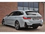 BMW 3-Serie Touring 330e M-Sport Brooklyn Pano HUD 19inch HiFi