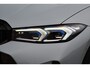 BMW 3-Serie Touring 330e M-Sport Brooklyn Pano HUD 19inch HiFi