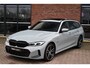 BMW 3-Serie Touring 330e M-Sport Brooklyn Pano HUD 19inch HiFi