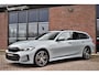 BMW 3-Serie Touring 330e M-Sport Brooklyn Pano HUD 19inch HiFi