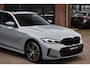 BMW 3-Serie Touring 330e M-Sport Brooklyn Pano HUD 19inch HiFi