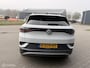 Volkswagen ID.4 1st Max 77 kWh | SOH90%| 21 inch | Warmtepomp | Panorama | 360° Camera | Massage | Navi