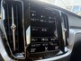 Volvo V60 Plug-in Hybrid T6 AWD Inscription Expression | Trekhaak | FOUR-C adaptieve dempers | Adaptieve cruise control | Gelamineerde zijruiten | Actieve LED koplampen | Achteruitrijcamera | Parkeersensoren voor + achter | Dode hoek detectie BLIS | Getint glas |