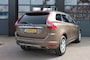 Volvo XC60 2.0 T5 FWD MOMENTUM Automaat  Stoelverwarming / Trekhaak