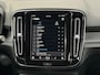 Volvo XC40 Recharge P8 AWD 408 pk R-Design, afneembare trekhaak, stoelverwarming, 1 e eigenaar, NL auto met nap