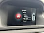 Volvo V70 2.0 T4 Classic Edition | Automaat | Trekhaak | Adaptive cruise control | Stoelverwarming | Volvo On Call | Standkachel | Verwarmbare voorruit | Parkeersensoren voor + achter | Kinderzitjes | Dode hoek detectie BLIS |