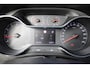 Opel Crossland 1.2T 130pk Design Tech Automaat | Climate control | Navigatie via Apple / Android | Winterpack | Lm velgen |