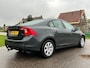 Volvo S60 1.6 T4 Kinetic Automaat / 2e Eigenaar / Navigatie / Clima / Trekhaak / Goed Onderhouden / NAP
