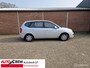 Kia Carens 2.0 CVVT X-ecutive