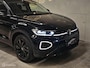 Volkswagen T-Roc 1.5 TSI Full Black/Panorama/Leder/Memory/Keyless/IQ Light