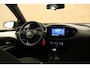 Toyota Aygo X 1.0 VVT-i MT Play - ORIGINEEL NEDERLANDSE AUTO - APPLE CARPLAY/ANDROID AUTO - AIRCO - MULTIMEDIAVOORBEREIDING - CRUISE CONTROL - ACHTERUITRIJCAMERA - LICHTSENSOR -