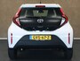 Toyota Aygo X 1.0 VVT-i MT Play - ORIGINEEL NEDERLANDSE AUTO - APPLE CARPLAY/ANDROID AUTO - AIRCO - MULTIMEDIAVOORBEREIDING - CRUISE CONTROL - ACHTERUITRIJCAMERA - LICHTSENSOR -