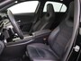 Mercedes-Benz A-klasse 180 AMG Line / Achteruitrijcamera / Panaroma-dak /