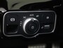 Mercedes-Benz A-klasse 180 AMG Line / Achteruitrijcamera / Panaroma-dak /