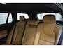 Volvo V60 Cross Country T5 250PK AWD Cross Country | Trekhaak | Harman Kardon | Leder |