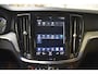 Volvo V60 Cross Country T5 250PK AWD Cross Country | Trekhaak | Harman Kardon | Leder |