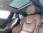 Volvo V60 2.0 T5 Momentum | Panorama | Leer | Harman Kardon | Zwenkbare trekhaak |