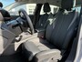 Peugeot 308 Active Pack Business Comfort stoelen met stoel verwaming | Adeptieve cruise control | Parkeersensoren achter | Navigatie | Lenden steun | Apple carplay & Android auto