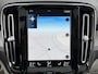 Volvo XC40 Plug-in Hybrid T4 Inscription | Panoramadak | Lederen bekleding | 360 camera | Harman Kardon audio | Stoel- en stuurverwarming | Cruise control | 20 inch velgen | Actieve LED koplampen | Standkachel | Verwarmbare voorruit | Getint glas |