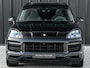 Porsche Cayenne 3.0 E-Hybrid 463PK Sport Design | Panoramadak | Sport-Chrono | Bose Surround System | 18-wegs + memory | Head-Up | Soft Close