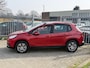 Peugeot 2008 1.2 PureTech Blue Lion 110PK HOGE INSTAP! NL AUTO NAP! Navi l Cruise l Airco l PDC l MTF-stuur l LED! 2e eigenaar!