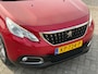 Peugeot 2008 1.2 PureTech Blue Lion 110PK HOGE INSTAP! NL AUTO NAP! Navi l Cruise l Airco l PDC l MTF-stuur l LED! 2e eigenaar!