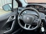 Peugeot 2008 1.2 PureTech Blue Lion 110PK HOGE INSTAP! NL AUTO NAP! Navi l Cruise l Airco l PDC l MTF-stuur l LED! 2e eigenaar!