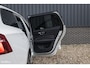 Volvo V60 2.0 T5 R-Design | Zwenkbare trekhaak | Memory | Cruise control | Apple carplay |