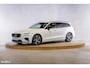 Volvo V60 2.0 T5 R-Design | Zwenkbare trekhaak | Memory | Cruise control | Apple carplay |
