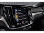 Volvo V60 2.0 T5 R-Design | Zwenkbare trekhaak | Memory | Cruise control | Apple carplay |