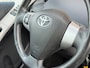 Toyota Yaris 1.3 VVTi Sol 87PK 5 DEURS! NL AUTO NAP! AIRCO l MTF-STUUR l ELEK PAKKET l TREKHAAK l 16'LMV l SPOILER! TOPSTAAT!