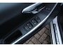 Volvo V60 1.5 T3 Polar+ 100% dealeronderhouden | Stoel-/ stuurwielverwarming | Verwarmde achterbank | Trekhaak | Cruise Control | Navigatie | Bluetooth Telefonie & Multimedia | Lichtmetalen Velgen | Climate Control