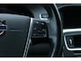 Volvo V60 1.5 T3 Polar+ 100% dealeronderhouden | Stoel-/ stuurwielverwarming | Verwarmde achterbank | Trekhaak | Cruise Control | Navigatie | Bluetooth Telefonie & Multimedia | Lichtmetalen Velgen | Climate Control