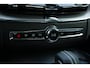 Volvo XC60 2.0 T8 Twin Engine AWD R-Design | Panorama dak | Harman Kardon audio | Trekhaak | Full-led Koplampen | Voor+achter-stoelen verwarmd | Elektrische stoelen voor | Connected services |