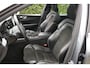 Volvo XC60 2.0 T5 AWD R-Design 251PK (Panoramadak Navi/Camera Full-led Standkachel Trekhaak 19InchLMV PrivacyGlass)