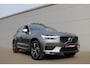 Volvo XC60 2.0 T5 AWD R-Design 251PK (Panoramadak Navi/Camera Full-led Standkachel Trekhaak 19InchLMV PrivacyGlass)