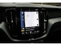 Volvo XC60 2.0 T5 AWD R-Design 251PK (Panoramadak Navi/Camera Full-led Standkachel Trekhaak 19InchLMV PrivacyGlass)