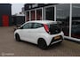 Toyota Aygo 1.0 VVT-i X-play Airco/Carplay/Camera/Led/NAP