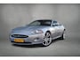 Jaguar XK 4.2 V8 Coupé | Sportuitlaat | 20" | Keyless | Stoelverwarming | Memory