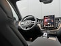 Volvo XC60 T6 Plug-in hybrid AWD Plus Dark |  Panoramadak | 22 inch Velgen | Op Voorraad | Head-Up Display |  Stoelventilatie / Massage |
