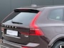 Volvo XC60 T6 Plug-in hybrid AWD Plus Dark |  Panoramadak | 22 inch Velgen | Op Voorraad | Head-Up Display |  Stoelventilatie / Massage |