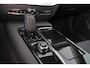 Volvo V60 T6 Recharge AWD Core - Adaptive Cruise Control - Parkeercamera achter - Verwarmde voorstoelen, stuur & achterbank - Parkeersensoren voor & achter - High Performance audio - Extra getint glas - 18' LMV