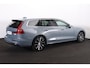 Volvo V60 T6 Recharge AWD Core - Adaptive Cruise Control - Parkeercamera achter - Verwarmde voorstoelen, stuur & achterbank - Parkeersensoren voor & achter - High Performance audio - Extra getint glas - 18' LMV