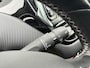 Peugeot 2008 1.2 PureTech 110pk EAT Allure | Parkeersensoren achter | Carplay | Glazen panoramadak | Cruise control | Trekhaak 1250 kg |