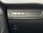 Peugeot 2008 1.2 PureTech 110pk EAT Allure | Parkeersensoren achter | Carplay | Glazen panoramadak | Cruise control | Trekhaak 1250 kg |