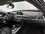 BMW 3-Serie 320i High Executive (PANORAMADAK, NAVIGATIE, STOELVERWARMING, TREKHAAK AFNEEMBAAR, LED)
