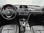 BMW 3-Serie 320i High Executive (PANORAMADAK, NAVIGATIE, STOELVERWARMING, TREKHAAK AFNEEMBAAR, LED)