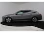 Mercedes-Benz CLA Shooting Brake 200 Business Solution Luxury (PANORAMADAK, STOELVERWARMING, SFEERVERLICHTING, TREKHAAK)